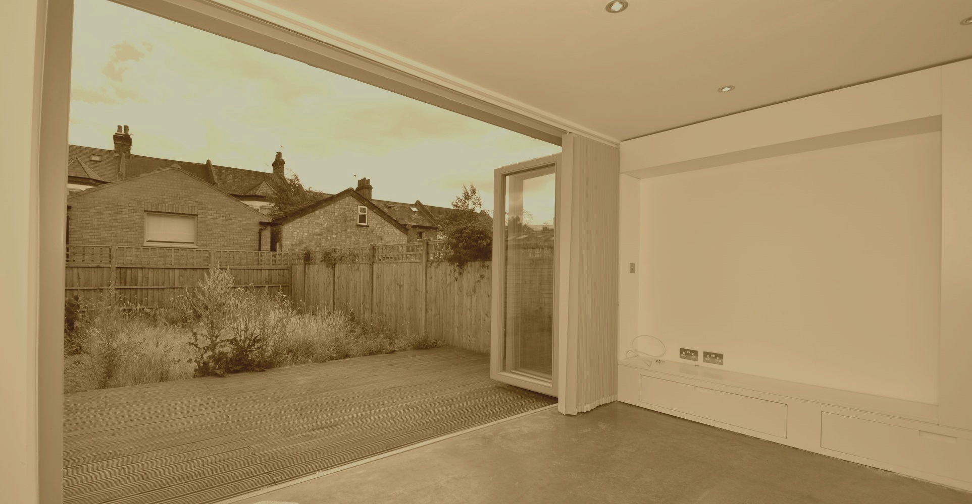 Slider, Glaziers in Perivale, UB6